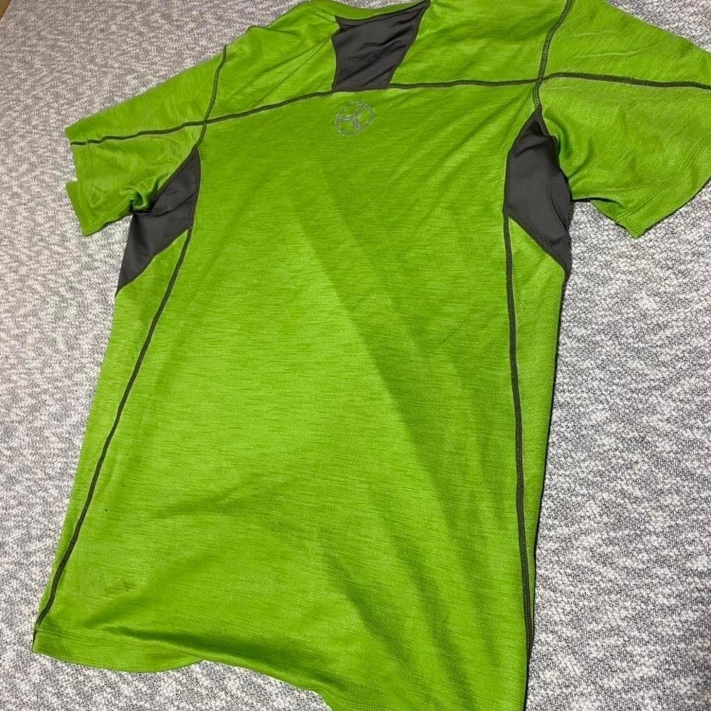 REI green athletic shirt Men M. SKU-A141 #outdoor #fitness